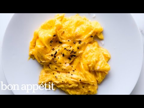 Video How to Make Perfect Soft Scrambled Eggs | Bon Appetit