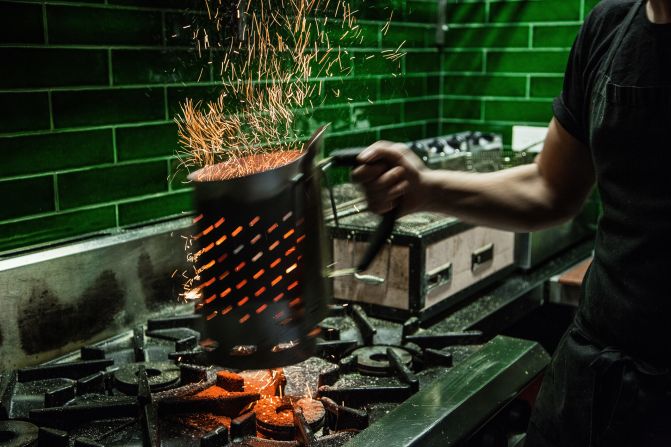 <strong>Hole up:</strong> If you like Sydney's food, you'll love the bars. Sydney boasts an eclectic collection of watering holes, from craft beer spots to speakeasies and casual wine bars. For craft cocktails, travelers may want to teeter over to <a href=