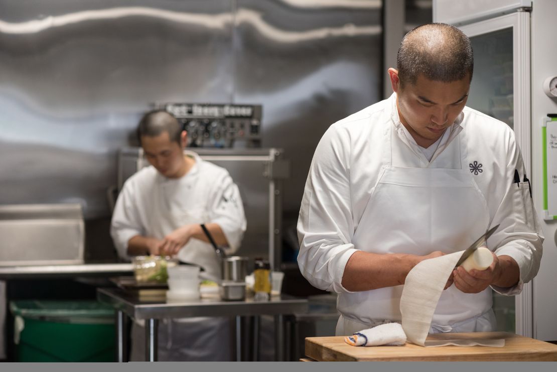 In 2015, chef Sung opened his own restaurant, Mosu San Francisco.