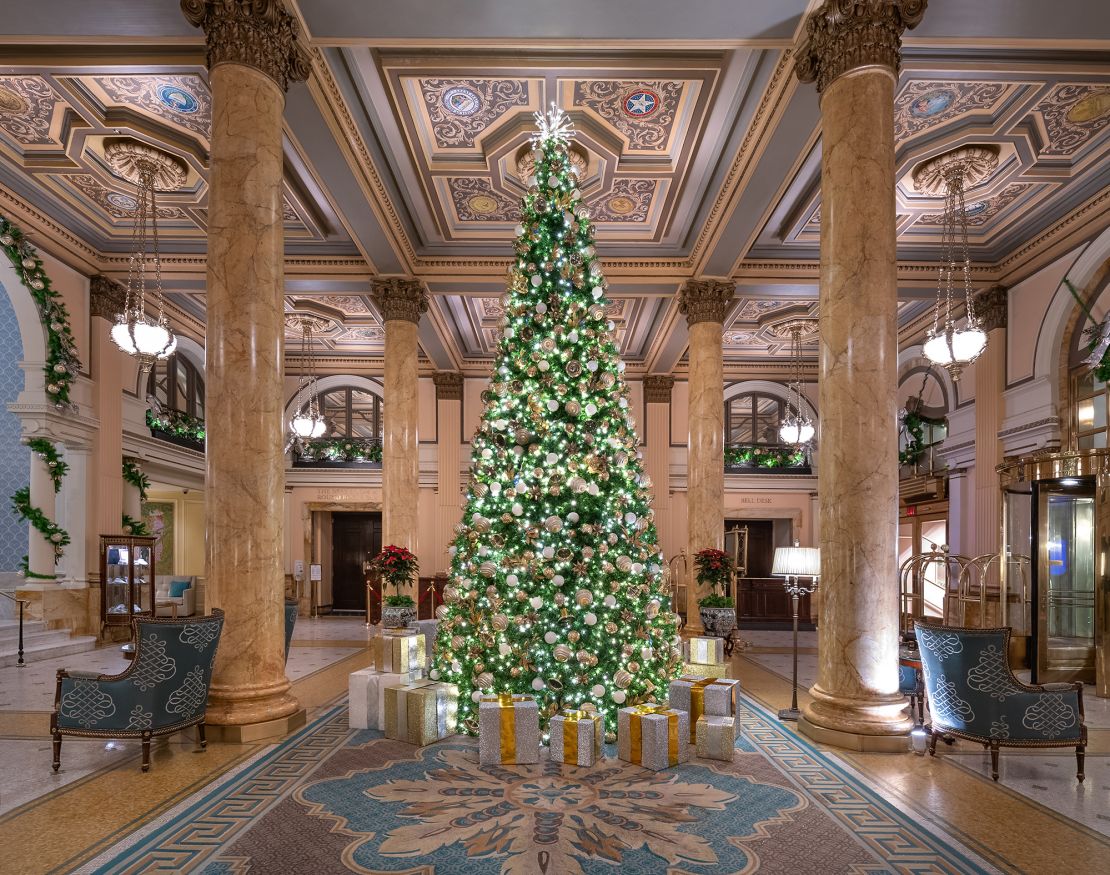 The Willard InterContinental hosts free Christmas performances in its lobby during the holiday season.